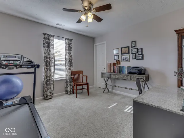 $399,900 | 1618 Woodside Circle, Franklin, IN 46131