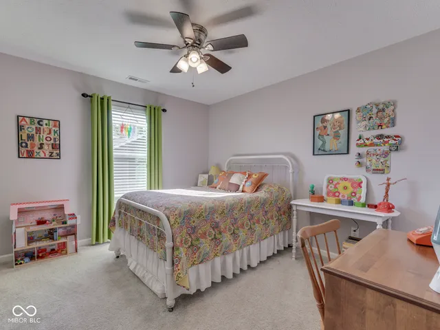 $399,900 | 1618 Woodside Circle, Franklin, IN 46131