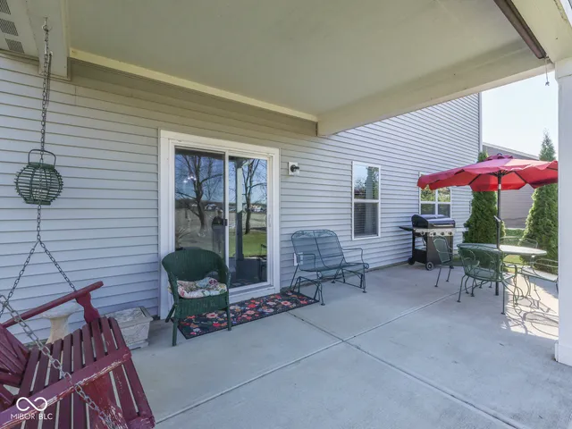 $399,900 | 1618 Woodside Circle, Franklin, IN 46131