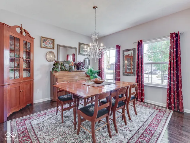 $399,900 | 1618 Woodside Circle, Franklin, IN 46131