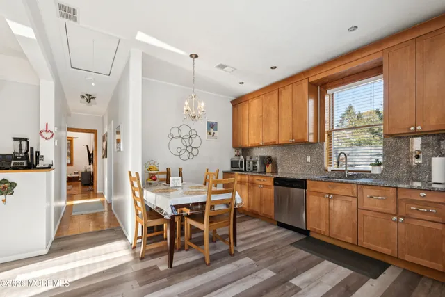 $650,000 | 393 Glenn Road, Jackson, NJ 08527