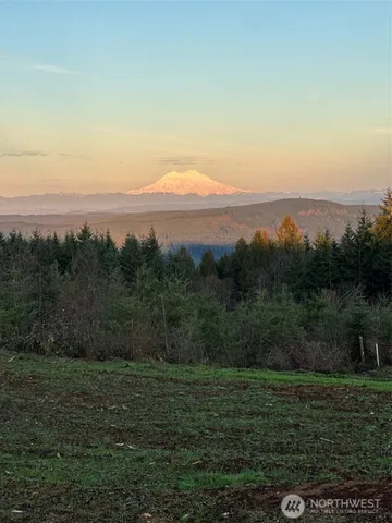 $225,000 | 208 Suncrest Drive, Castle Rock, WA 98611