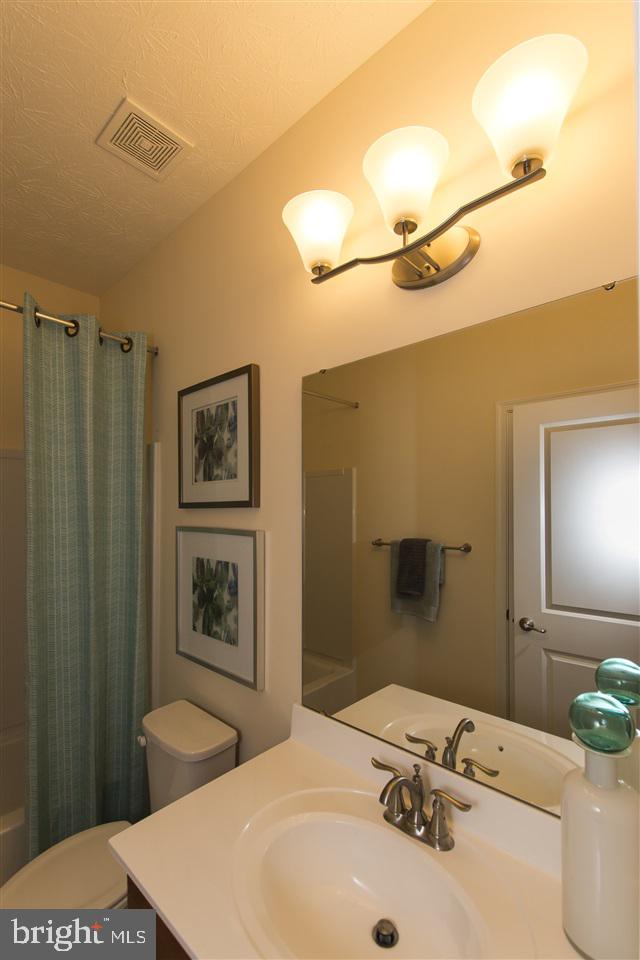 4237 Grandview Road, Unit H9 Hanover, PA 17331 - Photo 12 of 18 Gallery Image 12