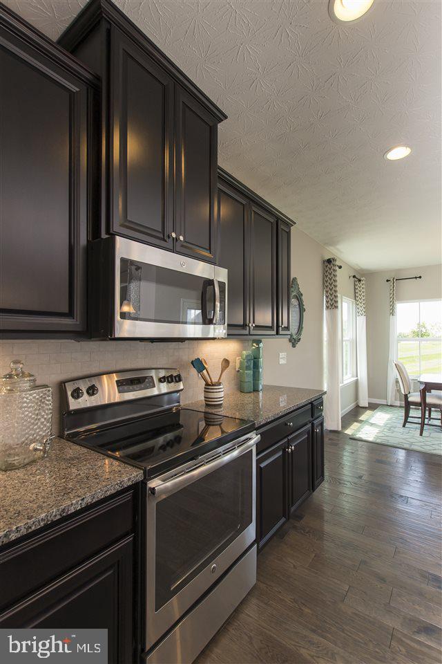 4237 Grandview Road, Unit H9 Hanover, PA 17331 - Photo 15 of 18 Gallery Image 15