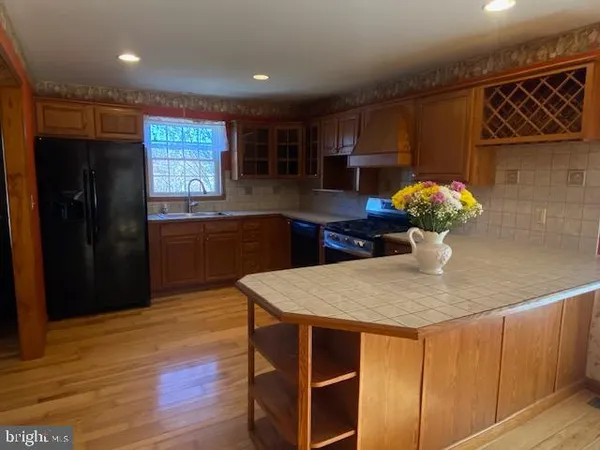 $359,500 | 5990 Highway 522, McVeytown, PA 17051
