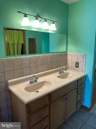 $359,500 | 5990 Highway 522, McVeytown, PA 17051