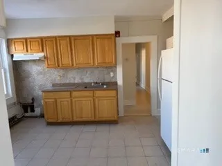 $1,750 | 36 Truman Street, Unit D, New London, CT 06320