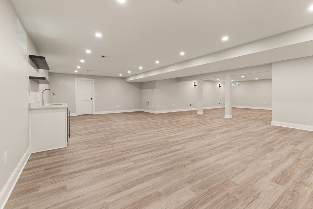 141 Pleasant Street Lexington, MA 02421 - Photo 33 of 42 Gallery Image 33