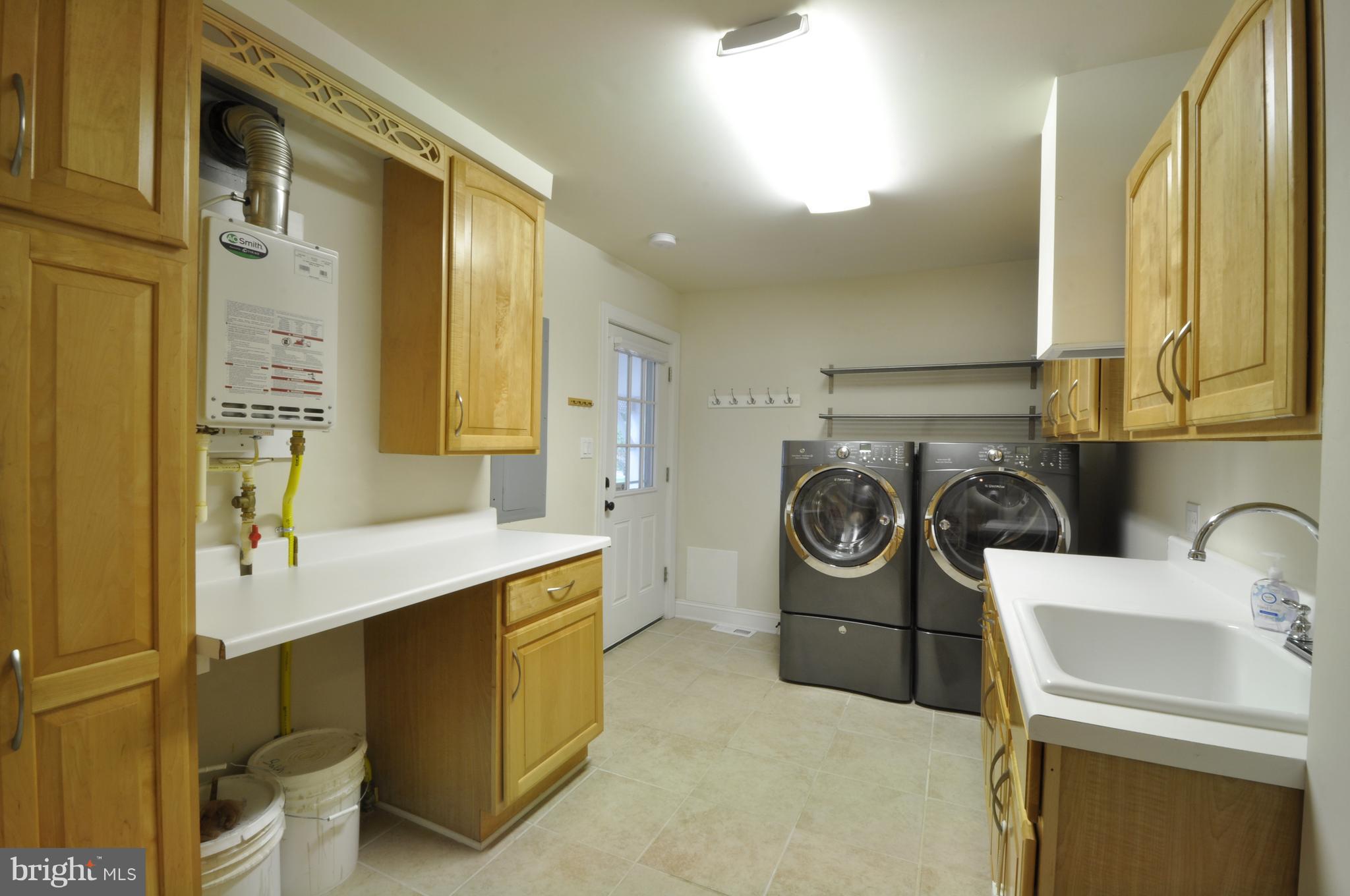 1932 Griffith Road Falls Church, VA 22043 - Photo 14 of 30 Laundry Room / Mud Room