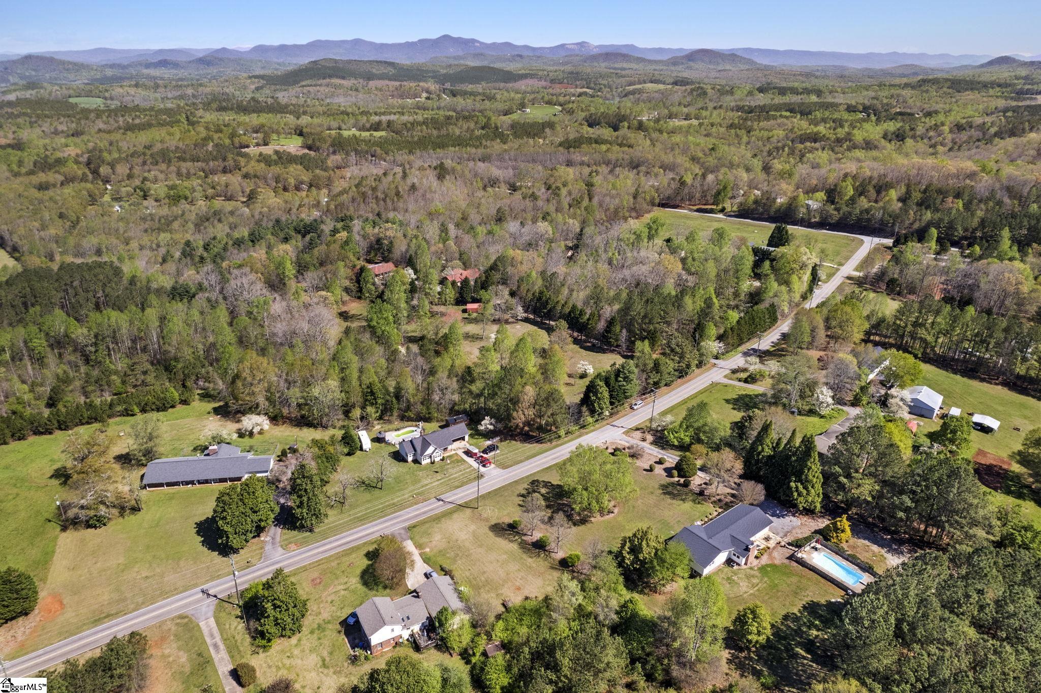 170 Morris Road Pickens, SC 29671 - Photo 31 of 33 Gallery Image 31