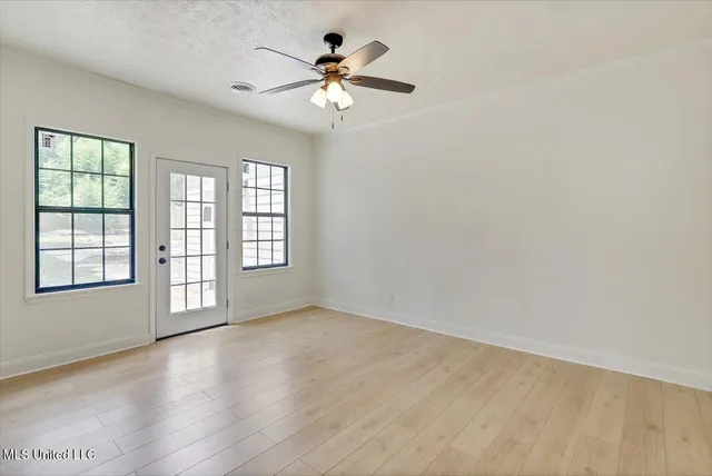 $240,000 | 4017 Pine Hill Drive, Jackson, MS 39206