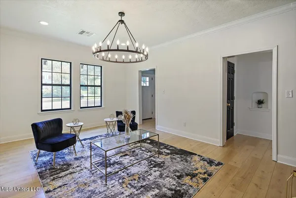 $218,000 | 4017 Pine Hill Drive, Jackson, MS 39206