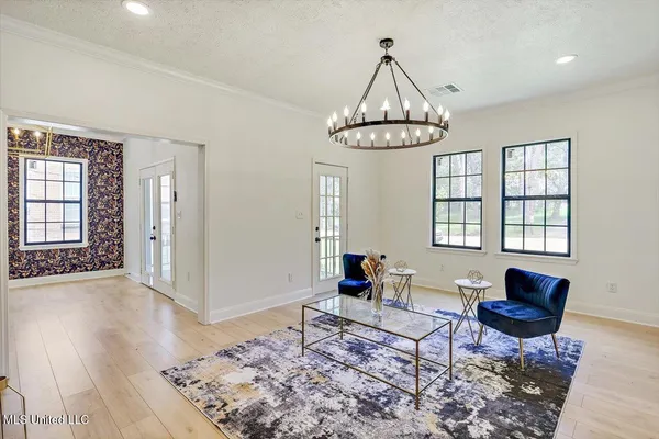 $218,000 | 4017 Pine Hill Drive, Jackson, MS 39206