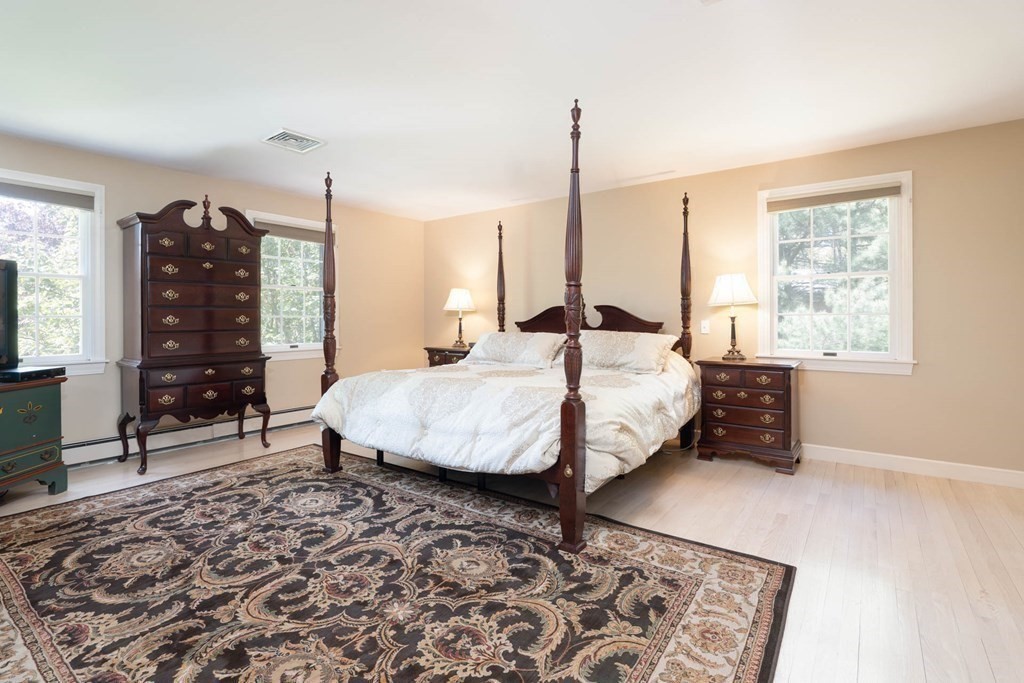 4 Elliston Road Weston, MA 02493 - Photo 17 of 36