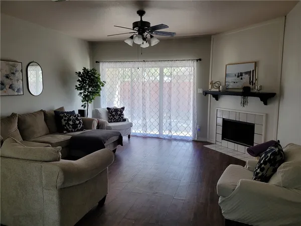 $2,000 | 7021 Mansfield Drive, Corpus Christi, TX 78414