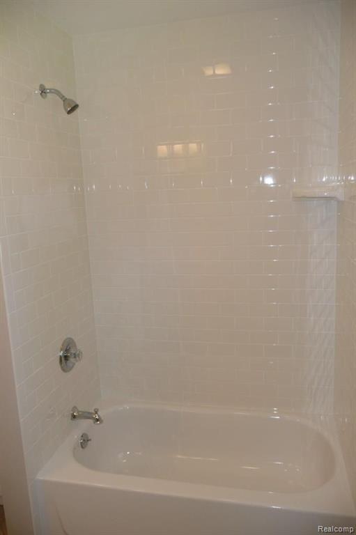 1007 Michigan Street Brighton, MI 48116 - Photo 23 of 30