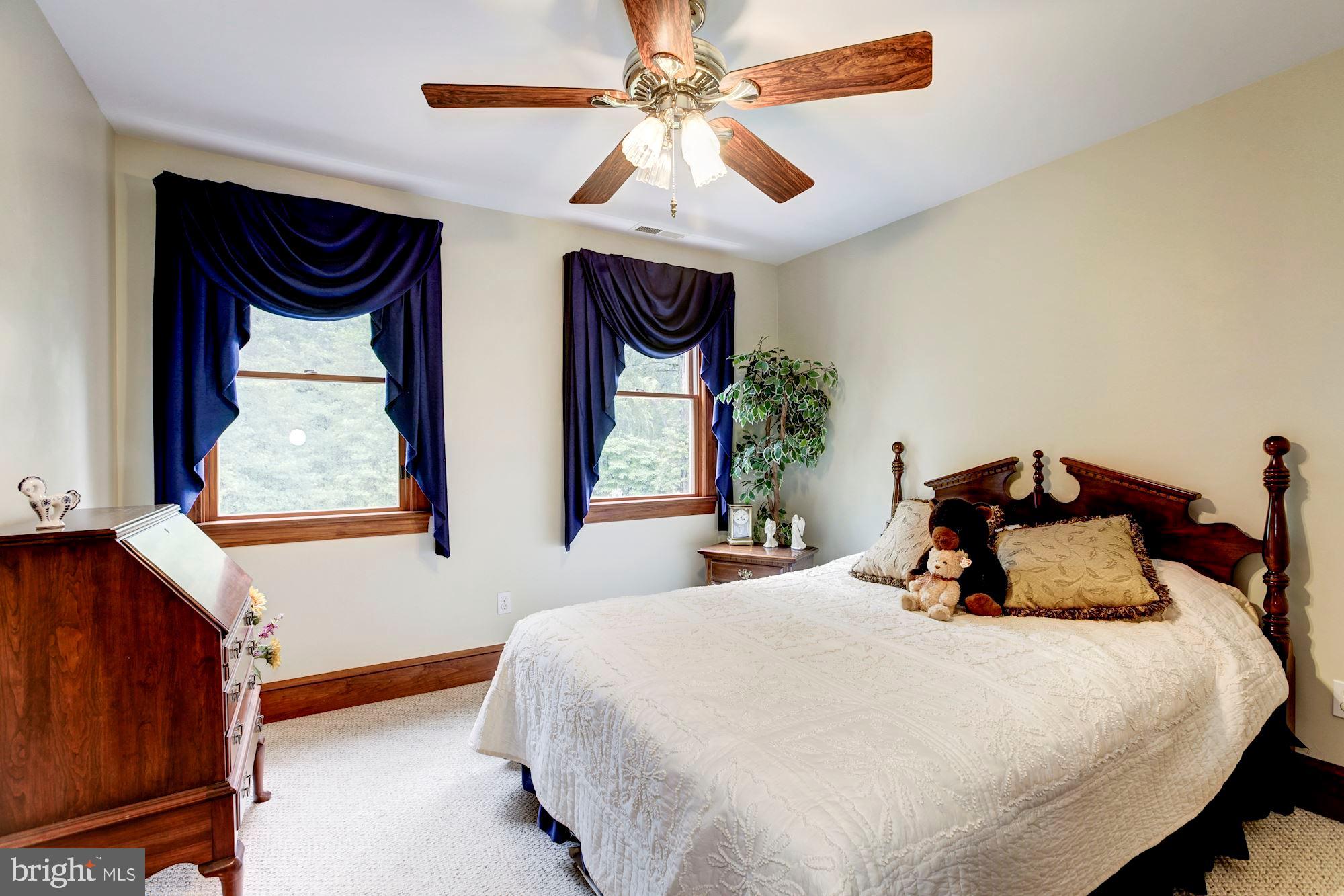 409 5th Avenue Washington Grove, MD 20880 - Photo 30 of 49 Fourth bedroom