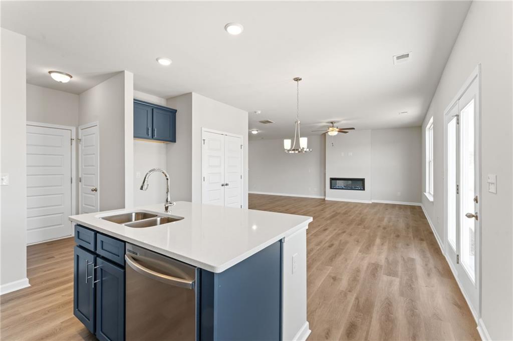 5975 Springs Way Stonecrest, GA 30038 - Photo 10 of 21