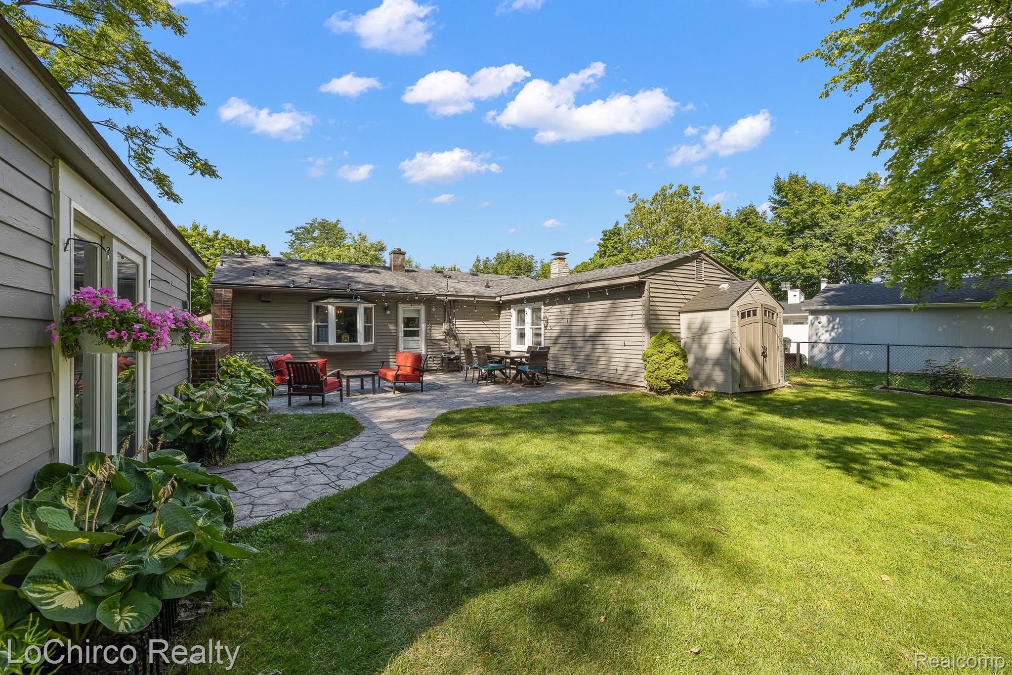 1232 Avon Manor Road Rochester, MI 48307 - Photo 39 of 45 Gallery Image 39