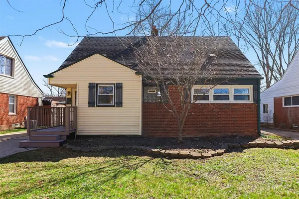 $164,900 | 20450 Lancaster Street, Harper Woods, MI 48225