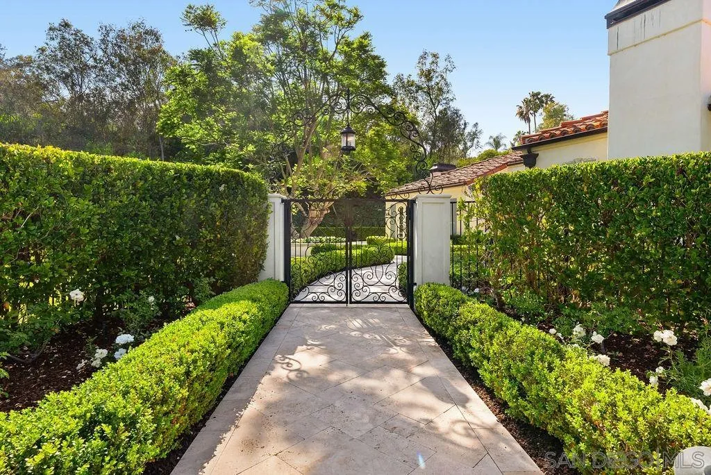 5406 Calzada Del Bosque Rancho Santa Fe, CA 92067 - Photo 9 of 10