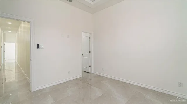 an empty room with entrance