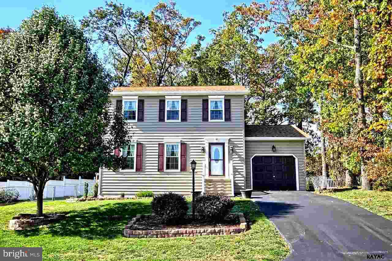 41 Cardinal Drive Hanover, PA 17331 - Photo 1 of 25 Gallery Image 1