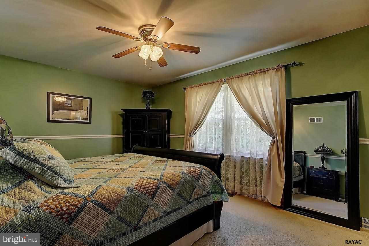 41 Cardinal Drive Hanover, PA 17331 - Photo 19 of 25 Gallery Image 19