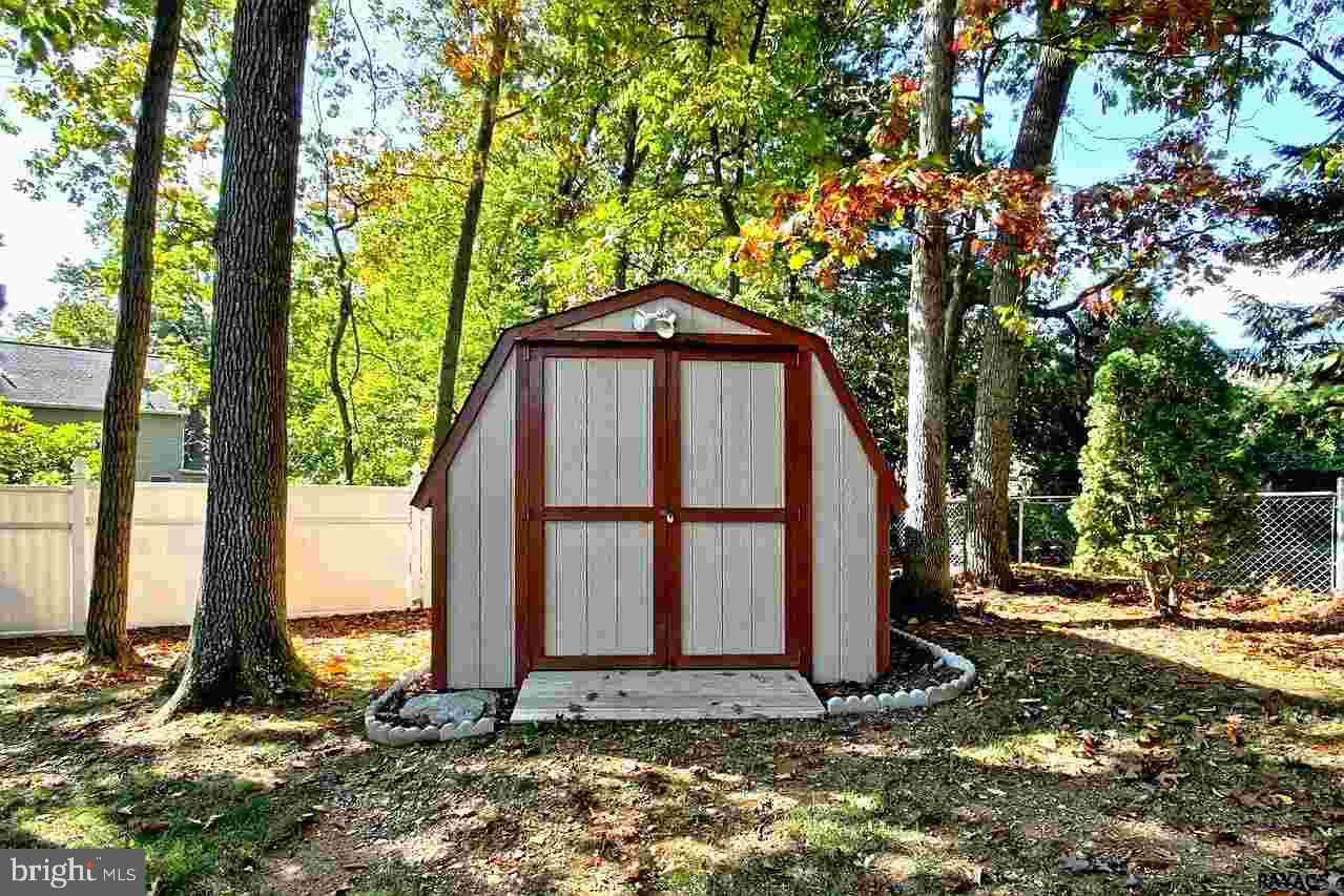 41 Cardinal Drive Hanover, PA 17331 - Photo 8 of 25 Gallery Image 8