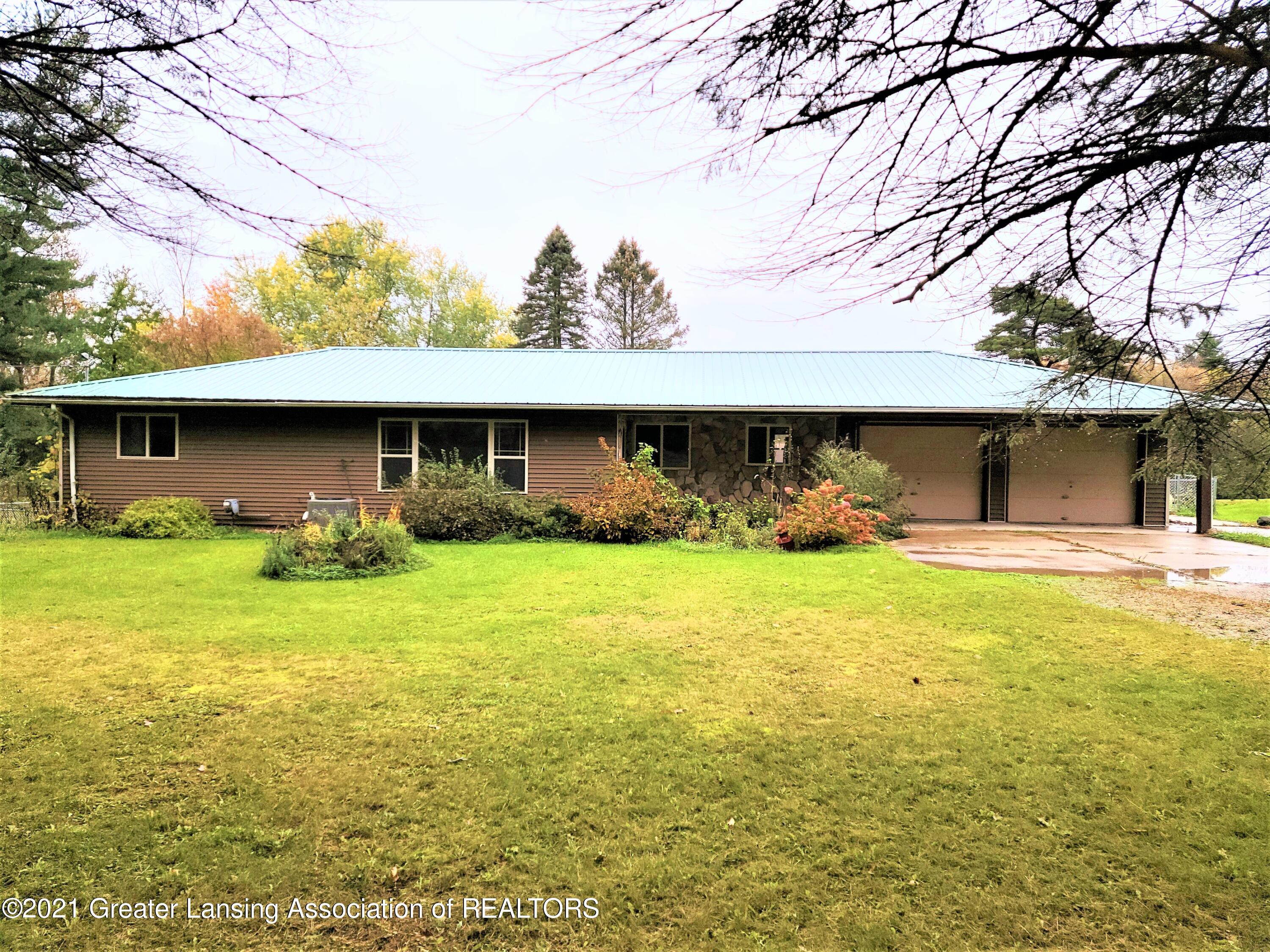 5937 Sleight Road Bath, MI 48808 - Photo 1 of 57 20211029_124023