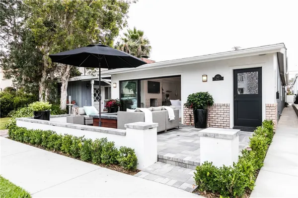 $9,000 | 617 Begonia Avenue, Corona del Mar, CA 92625