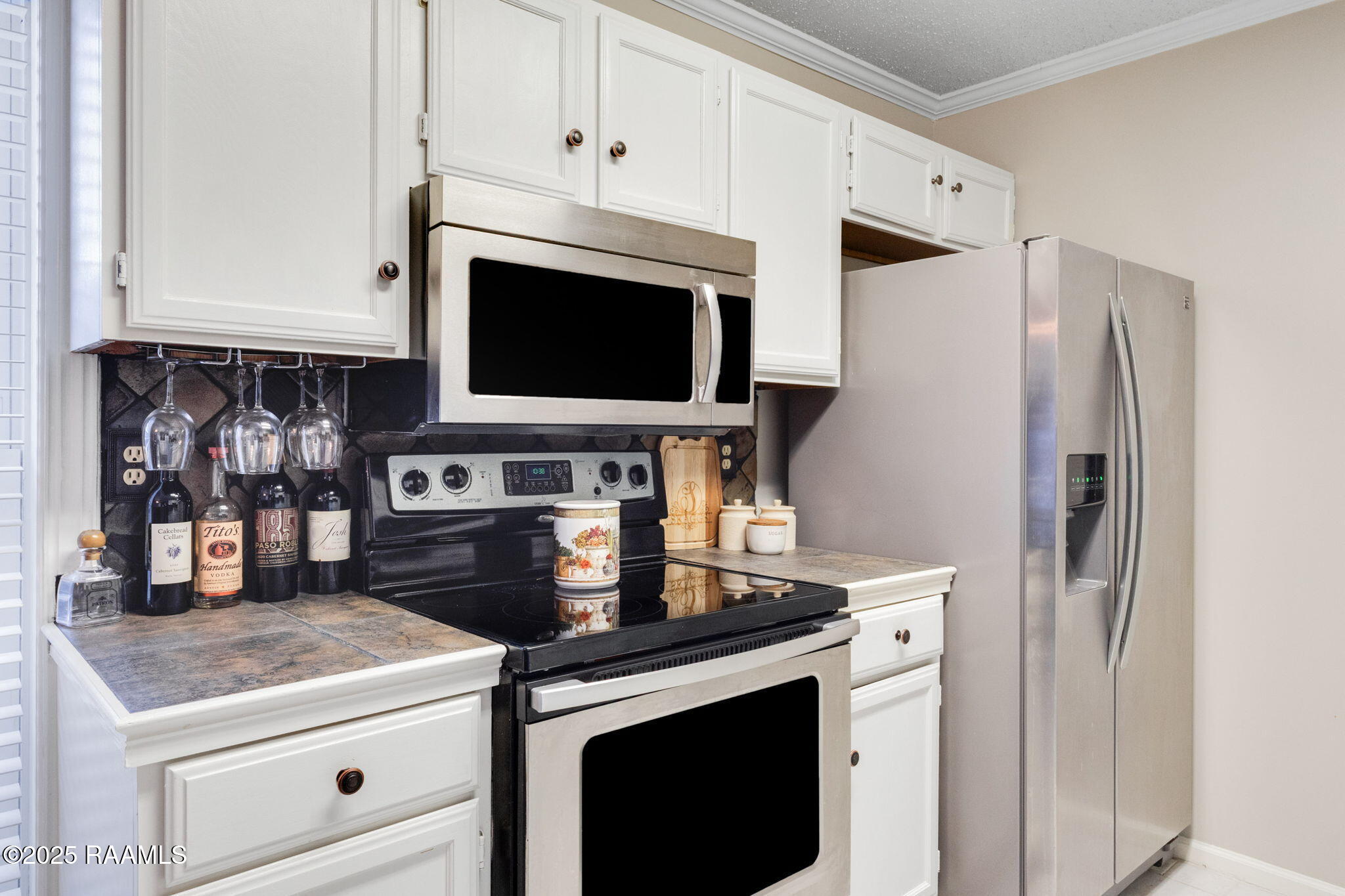 311 Rue Louis XIV, Unit C Lafayette, LA 70508 - Photo 9 of 16 9-web-or-mls-311 Rue Louis XIV C-8