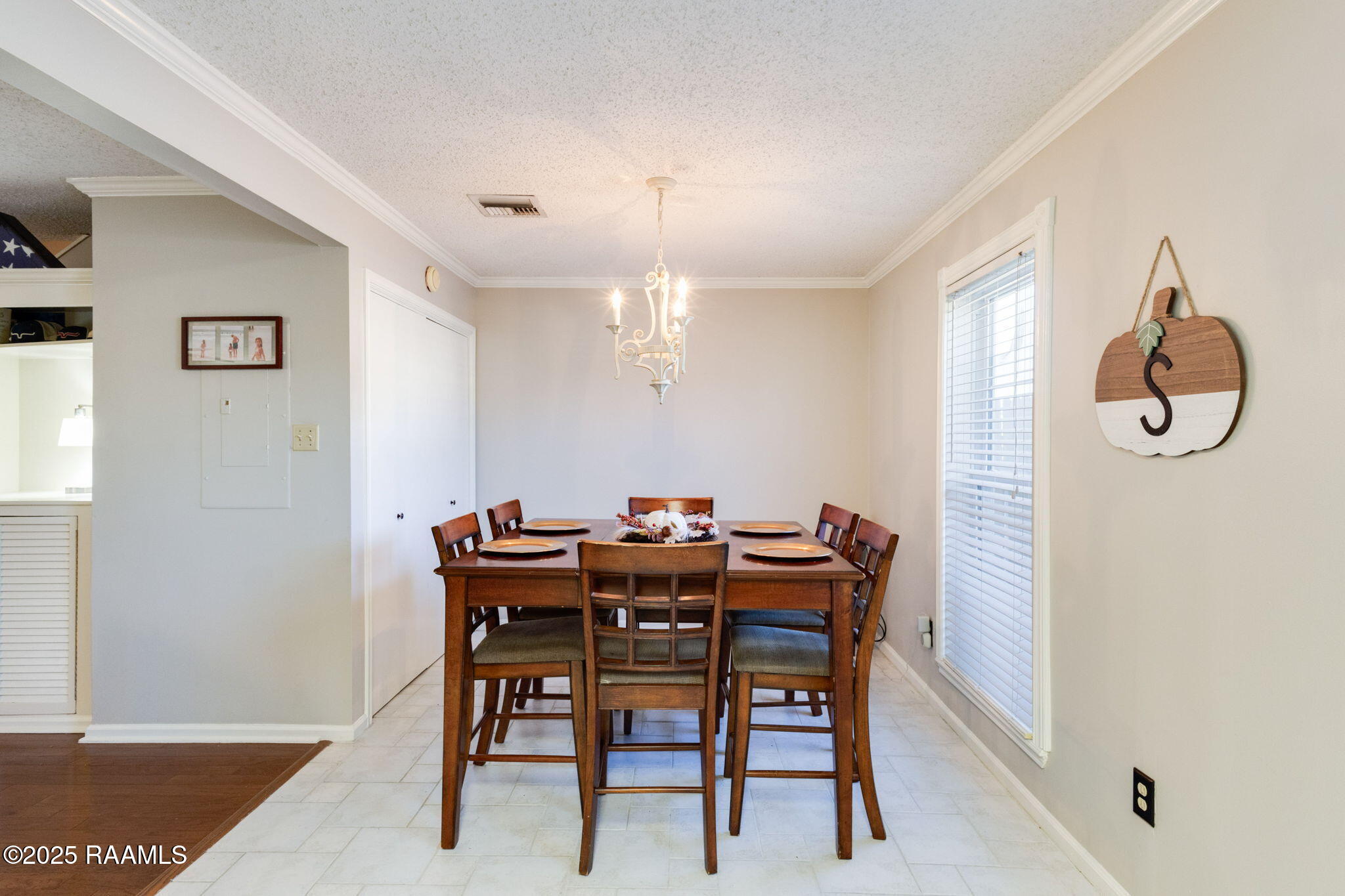 311 Rue Louis XIV, Unit C Lafayette, LA 70508 - Photo 10 of 16 10-web-or-mls-311 Rue Louis XIV C-9