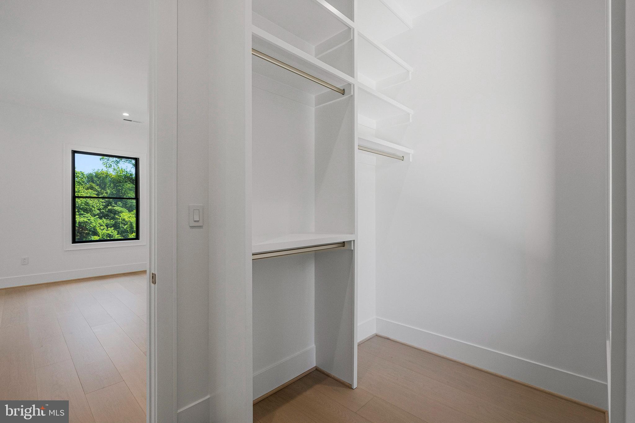 1434 Waggaman Circle McLean, VA 22101 - Photo 61 of 113 Ensuite bedroom with full bath