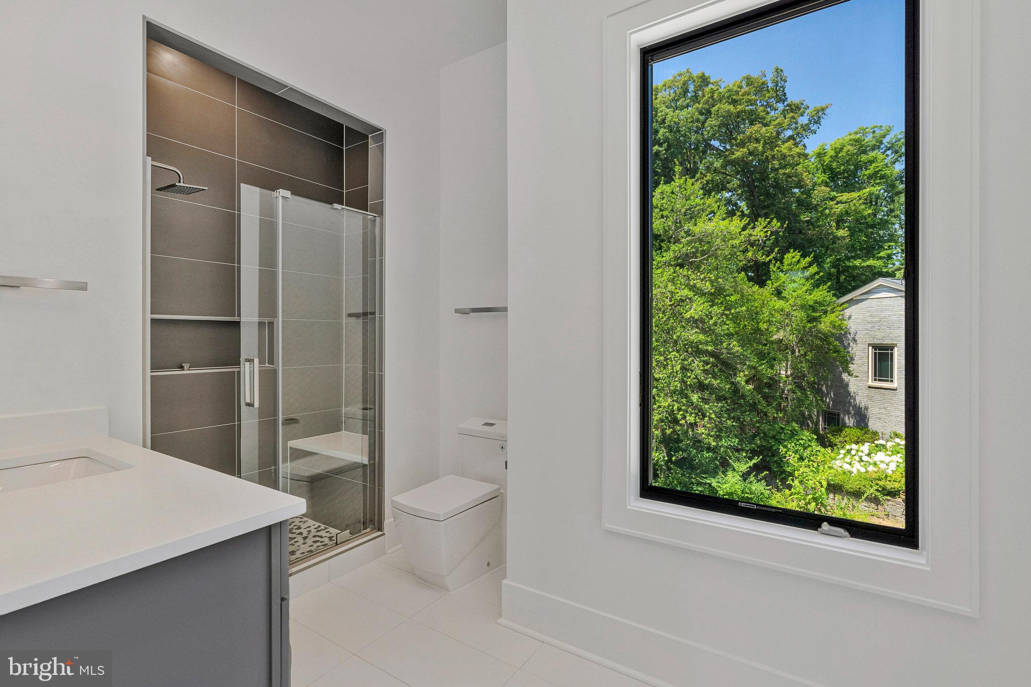 1434 Waggaman Circle McLean, VA 22101 - Photo 62 of 113 Ensuite bedroom with full bath