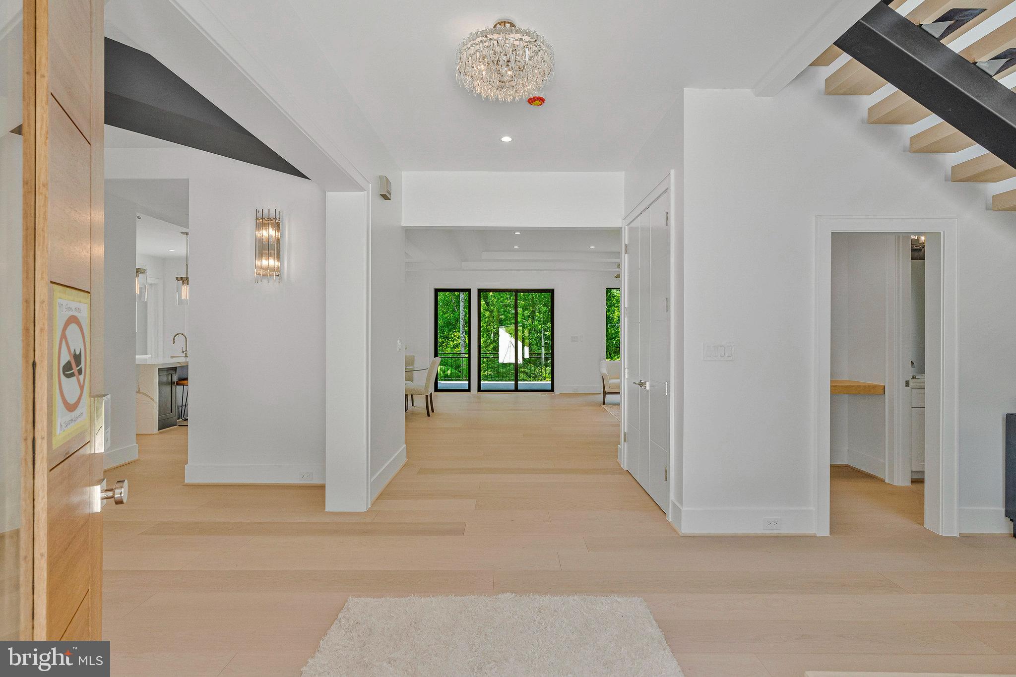 1434 Waggaman Circle McLean, VA 22101 - Photo 8 of 113