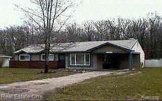 1987 Henbert Road West Bloomfield, MI 48324 - Photo 1 of 1 Listing Image