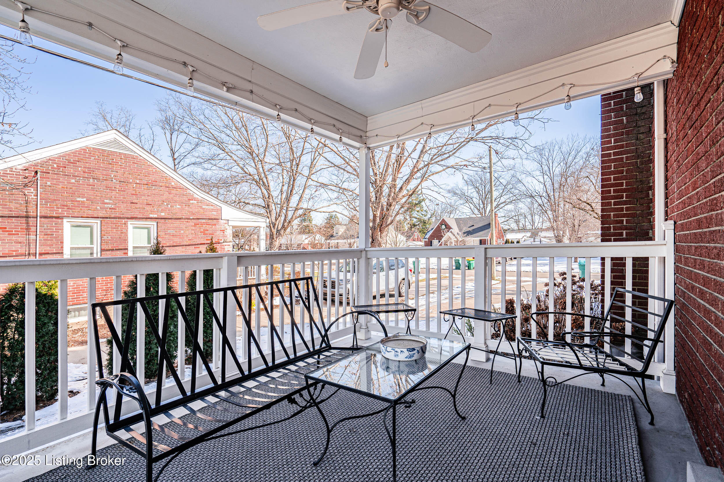 208 Bramton Road Louisville, KY 40207 - Photo 43 of 58 208 Bramton Rd-22