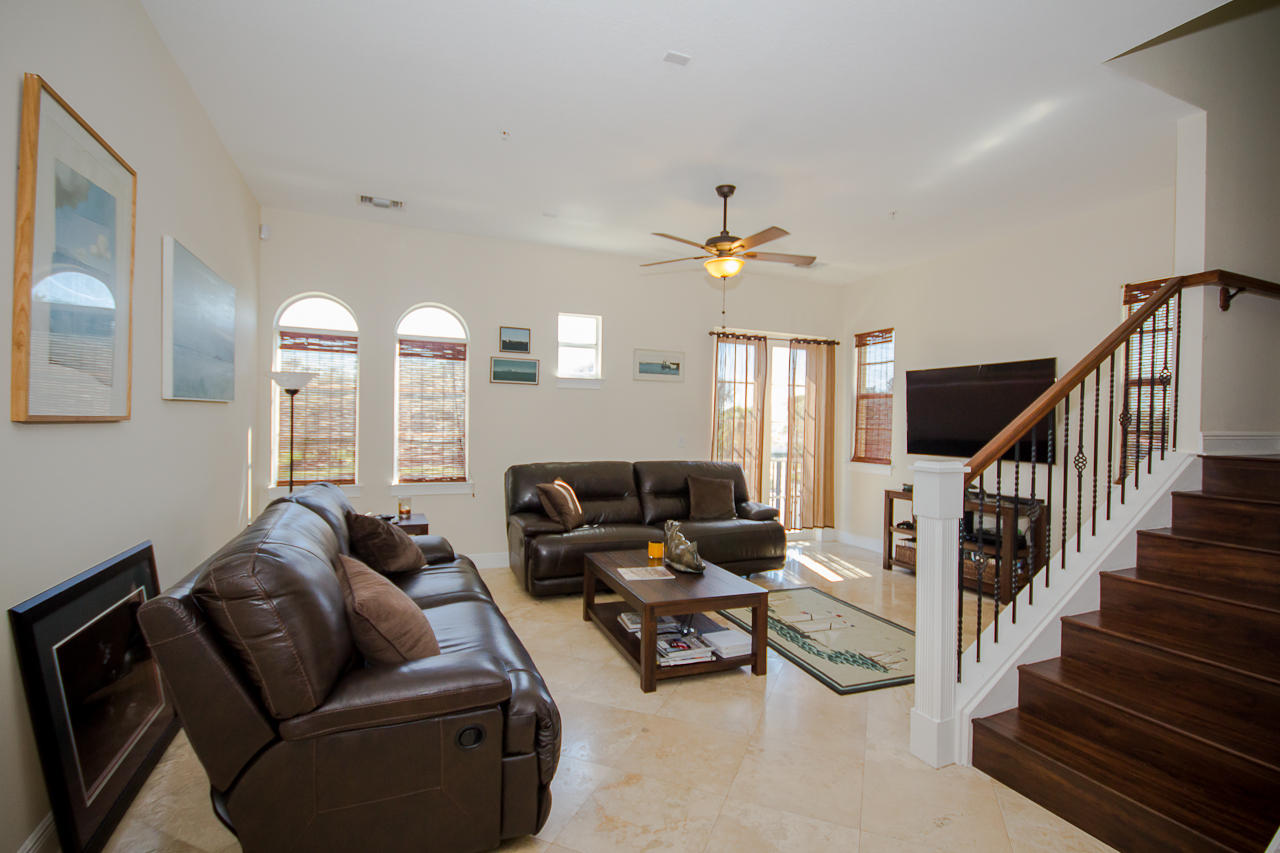 62 Via Floresta Drive Boca Raton, FL 33487 - Photo 4 of 15 IMG_0056