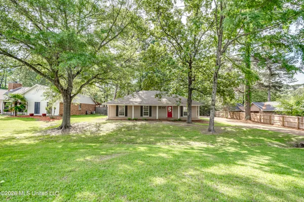$249,500 | 502 Pelahatchie Shore Drive, Brandon, MS 39047