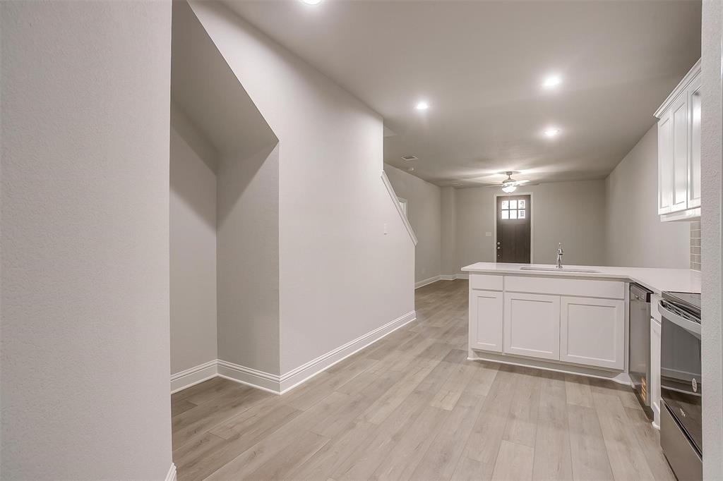 6811 Robert Reed Drive Arlington, TX 76001 - Photo 11 of 34 a view of a kitchen and a sink