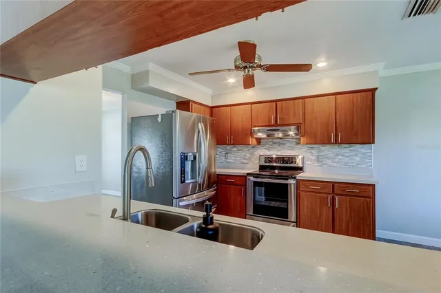 $454,900 | 5005 Pennsbury Drive, Tampa, FL 33624