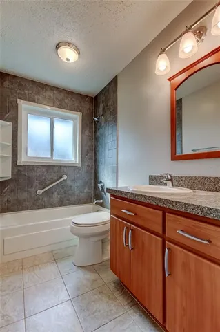 $454,900 | 5005 Pennsbury Drive, Tampa, FL 33624