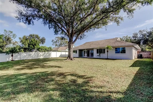$454,900 | 5005 Pennsbury Drive, Tampa, FL 33624