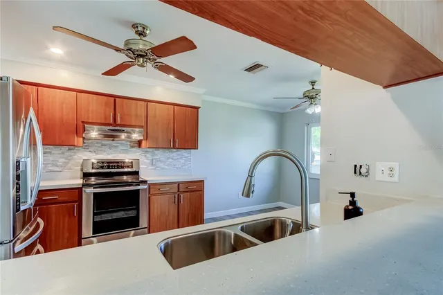 $454,900 | 5005 Pennsbury Drive, Tampa, FL 33624