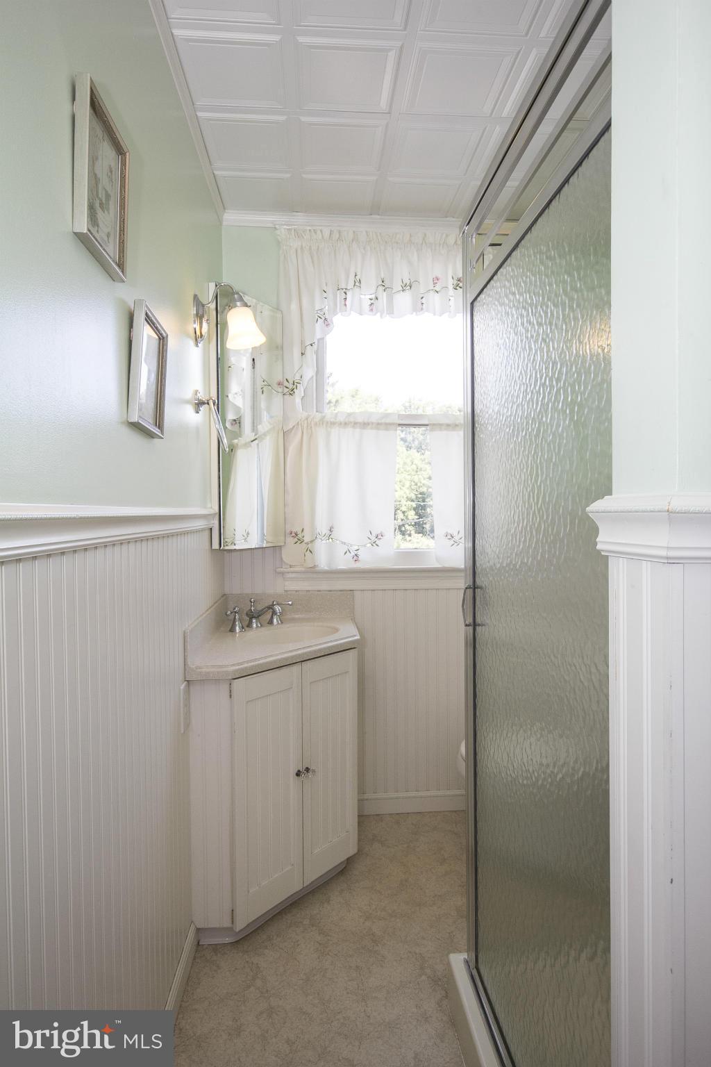4825 Keswick Road Baltimore, MD 21210 - Photo 22 of 30 Bath