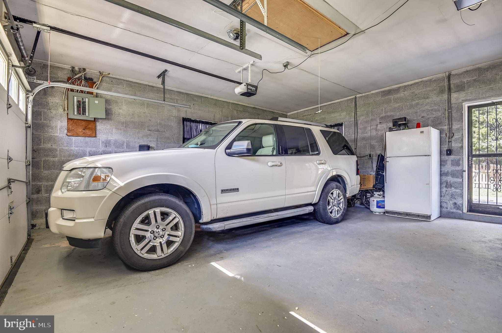 3440 Georgetown Road Halethorpe, MD 21227 - Photo 22 of 36 2 car garage