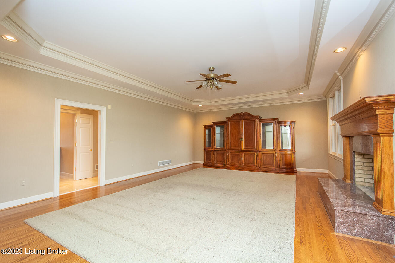 1214 Bells Ml Road Shepherdsville, KY 40165 - Photo 15 of 95 Family Room