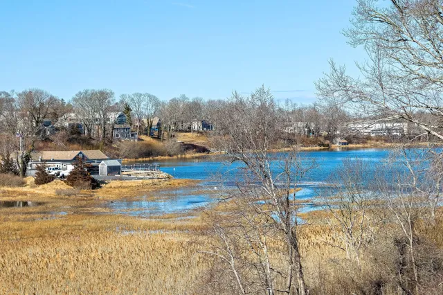 a view of walk in closet
