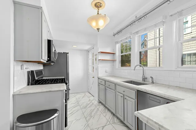 $5,800 | 2630 Boston Post Road, Darien, CT 06820